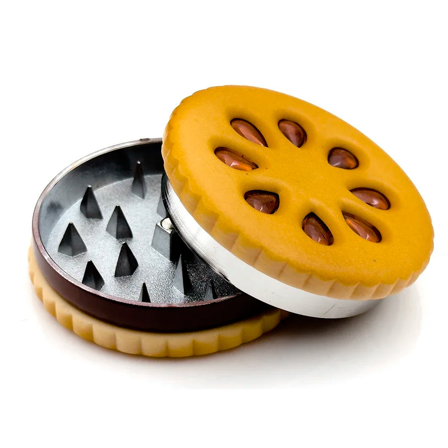 Close-up of The Biscuit grinder teeth